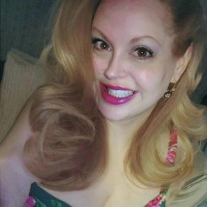 Meet your Posher, Kristin